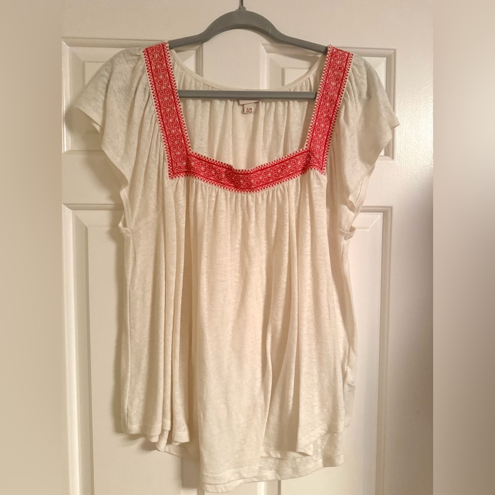 Merona Bohemian cotton top with red embroidered trim. Large